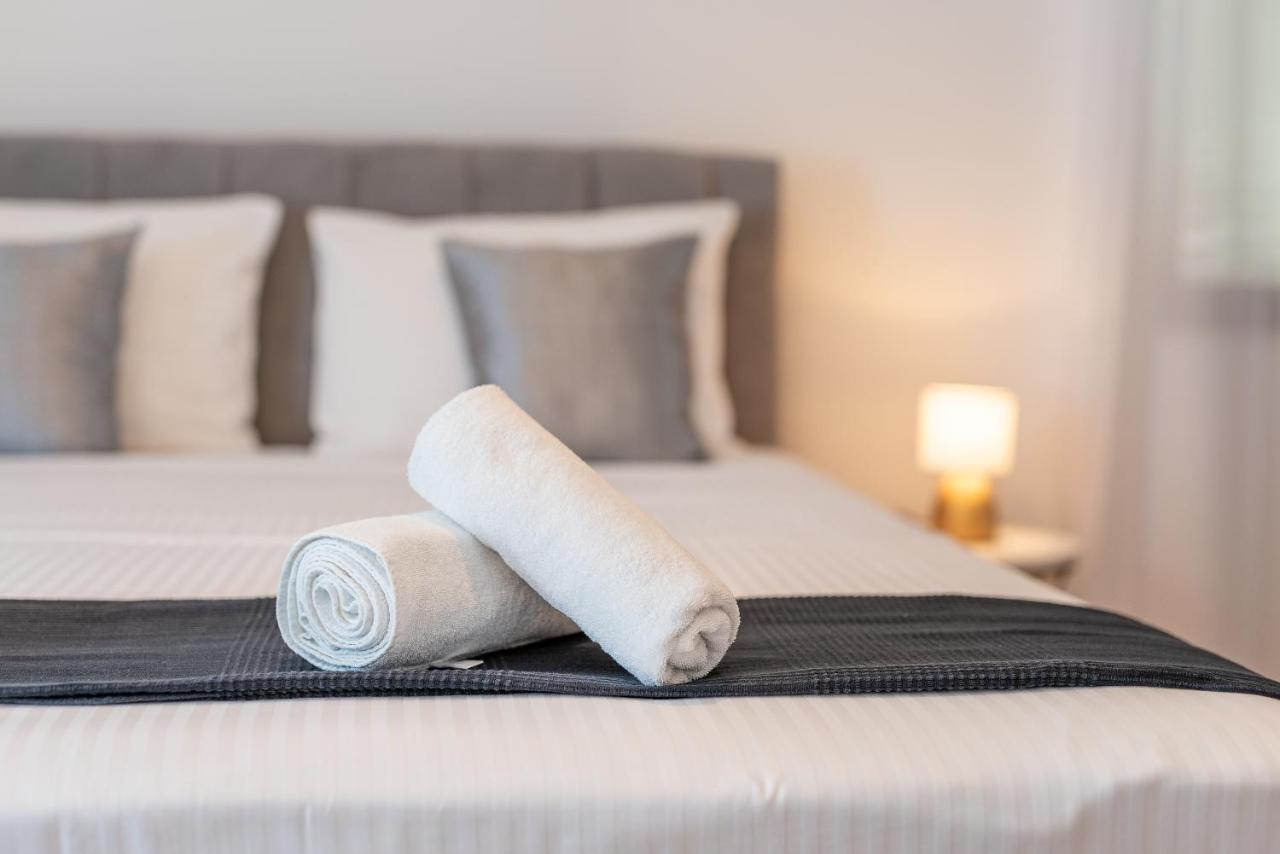 Apartments Bozan Trogir Ngoại thất bức ảnh