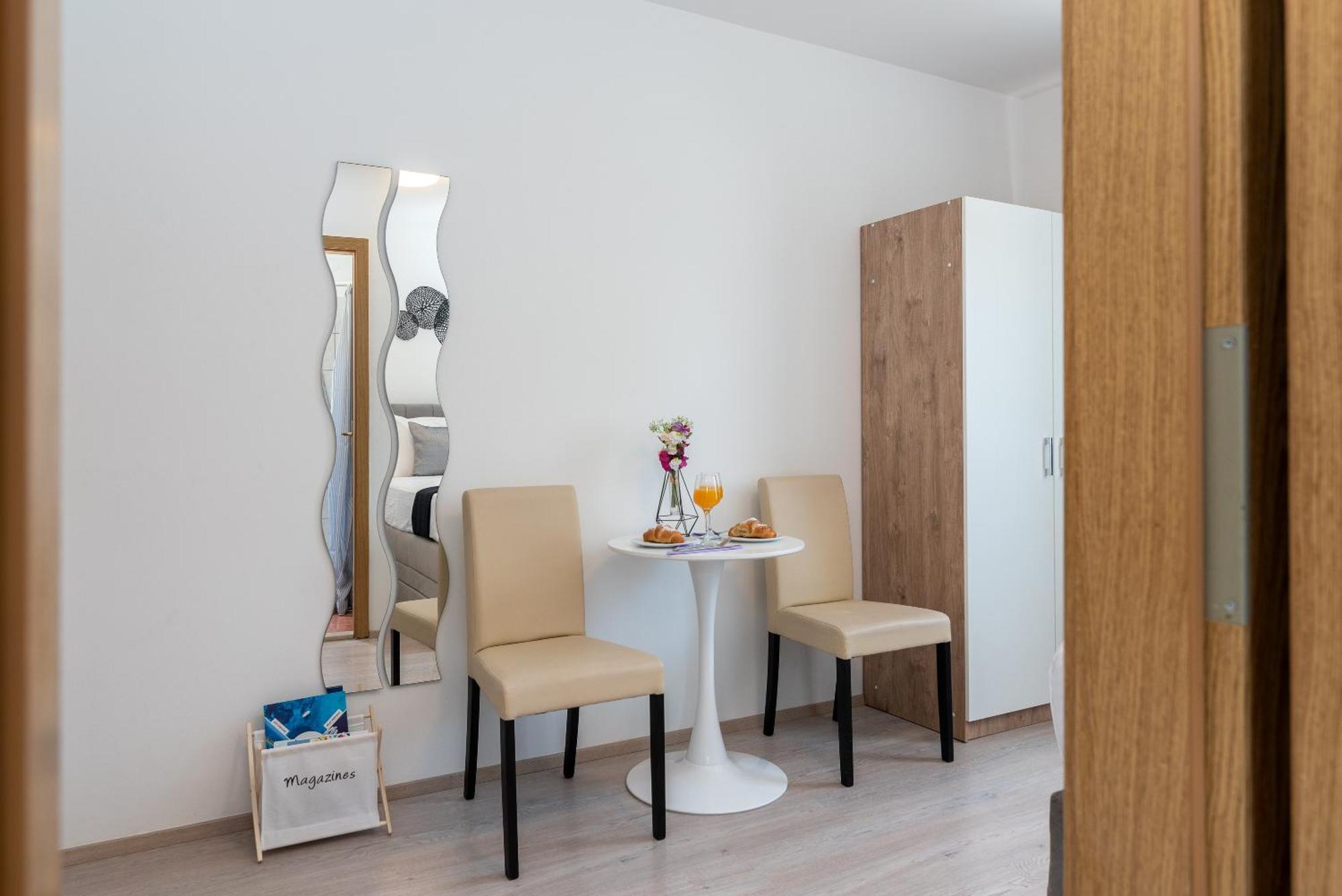 Apartments Bozan Trogir Phòng bức ảnh