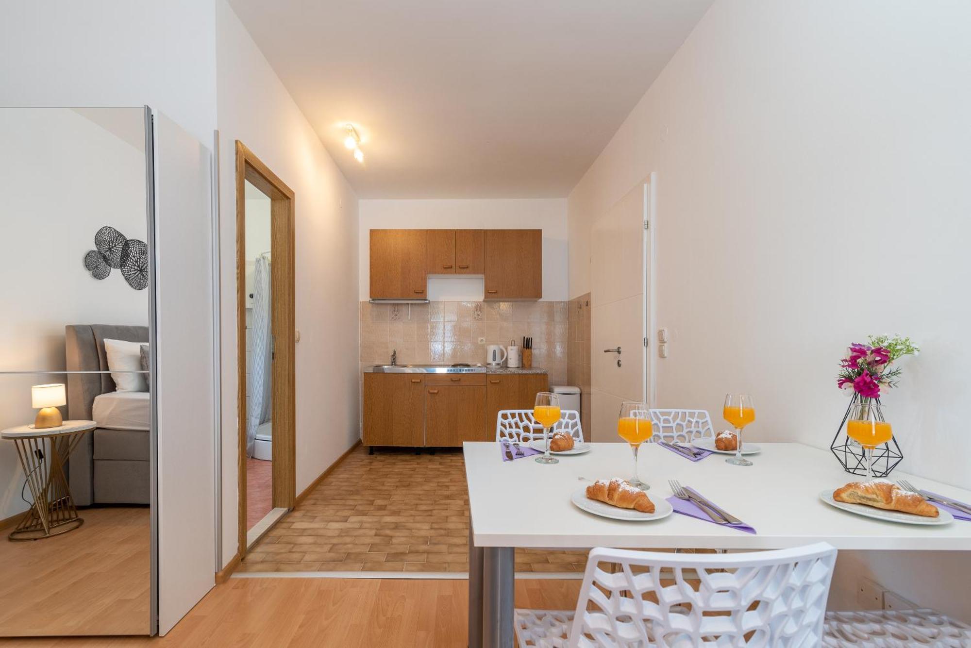 Apartments Bozan Trogir Phòng bức ảnh